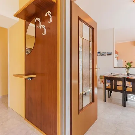Cozy In With Kitchen * Labin