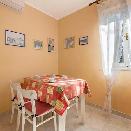 度假居 Cozy In With Kitchen